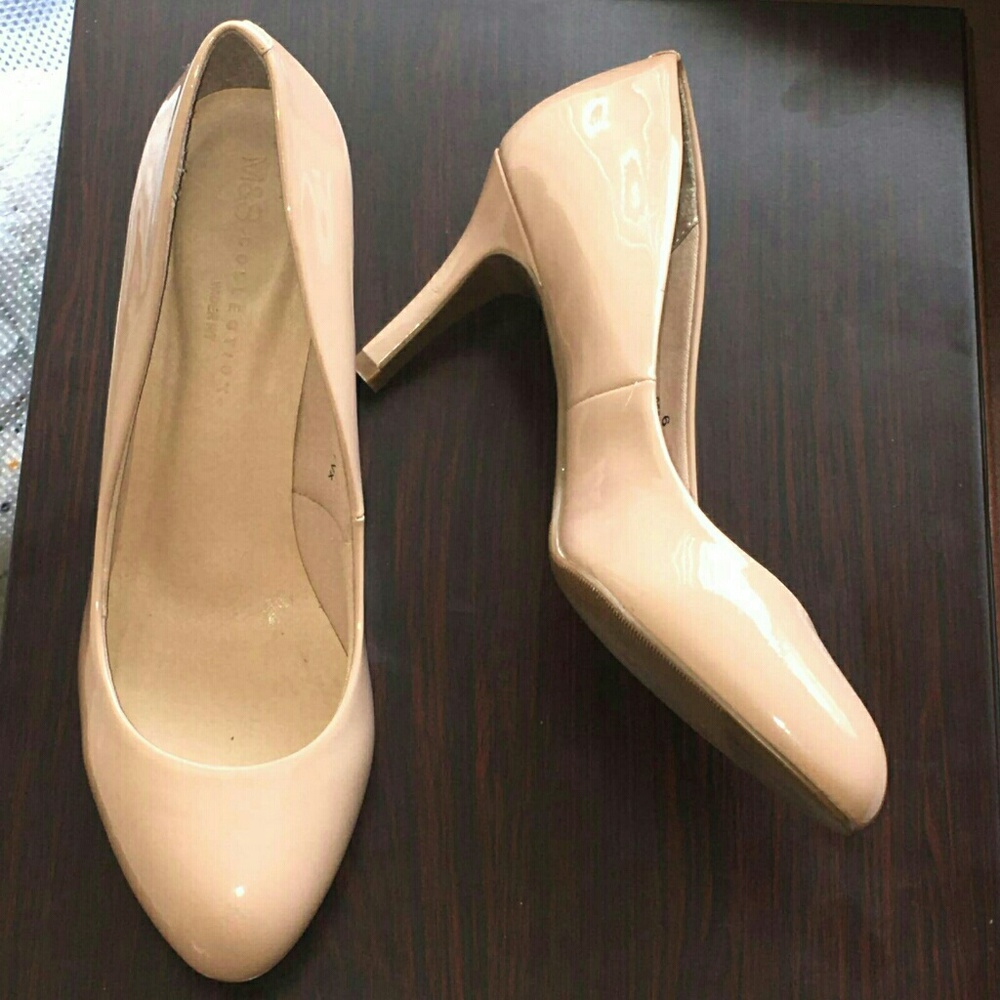 New Marks and Spencer (M&S) Pumps